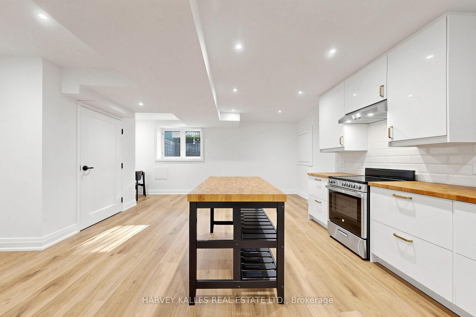 Photo 25 of Unit Bsmt, 7 Tullis Drive, Toronto, Mount Pleasant West — HOMEH