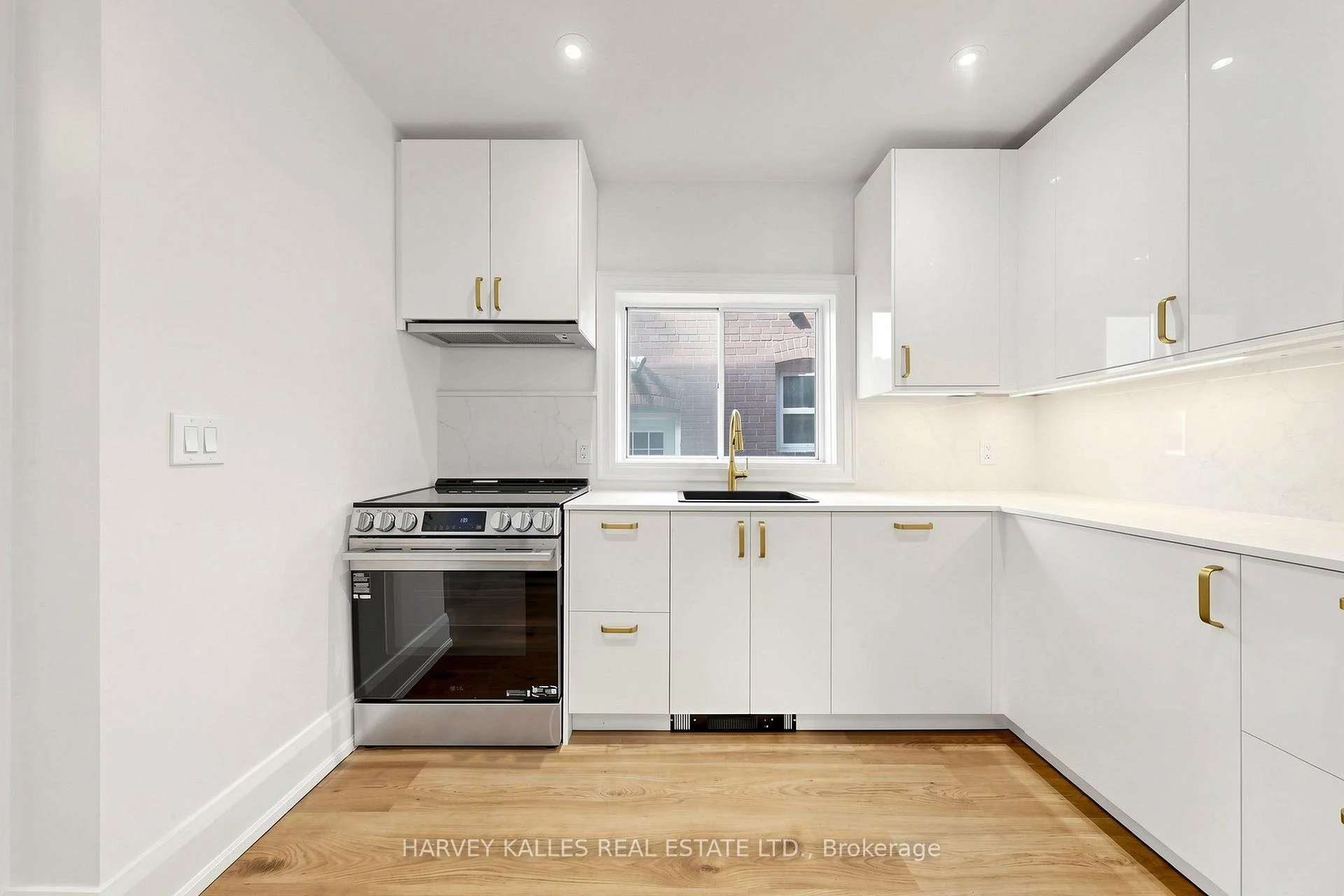 Photo 42 of Unit Bsmt, 7 Tullis Drive, Toronto, Mount Pleasant West — HOMEH
