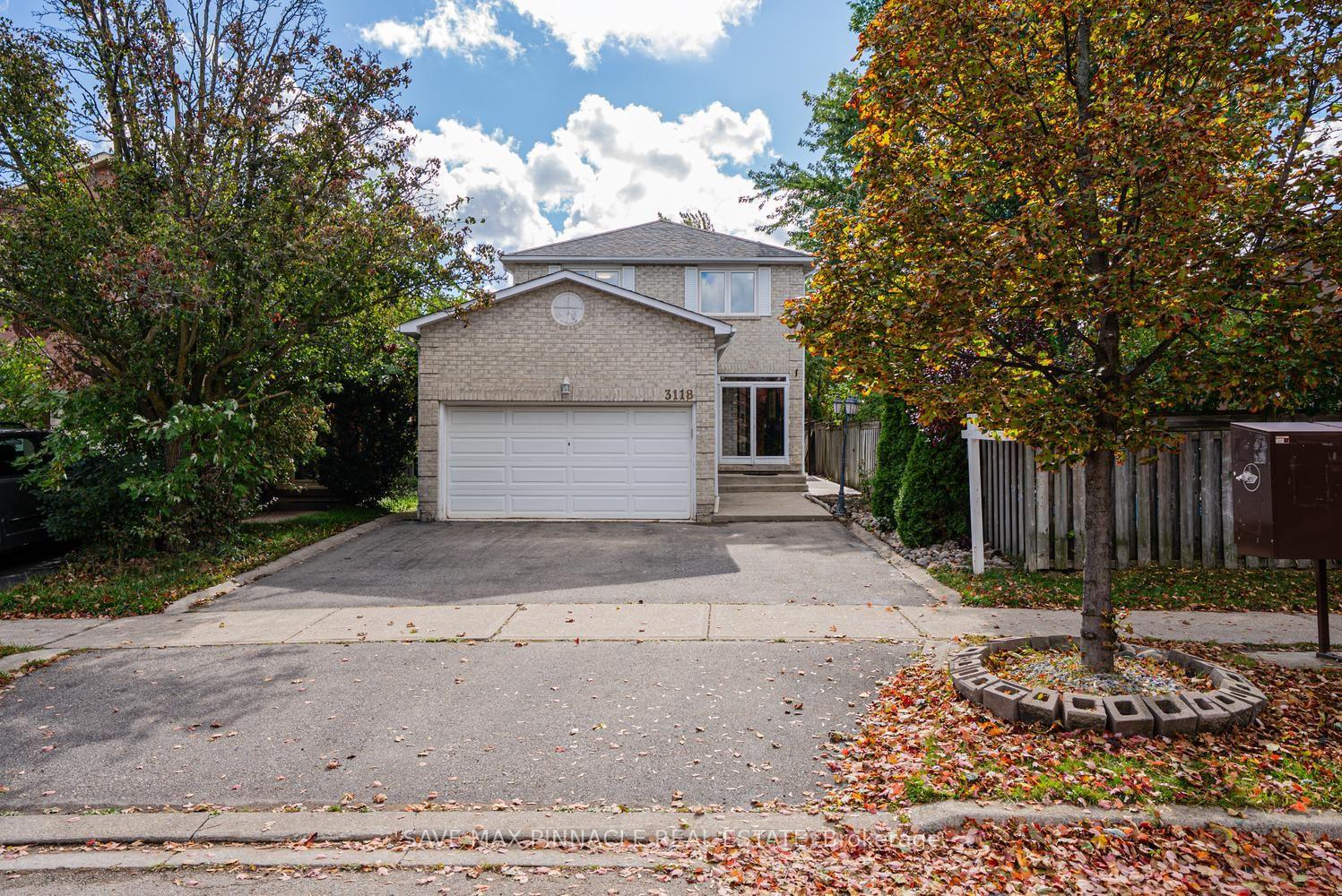 Photo 4 of 3118 Shadetree Drive, Mississauga, Meadowvale — HOMEH