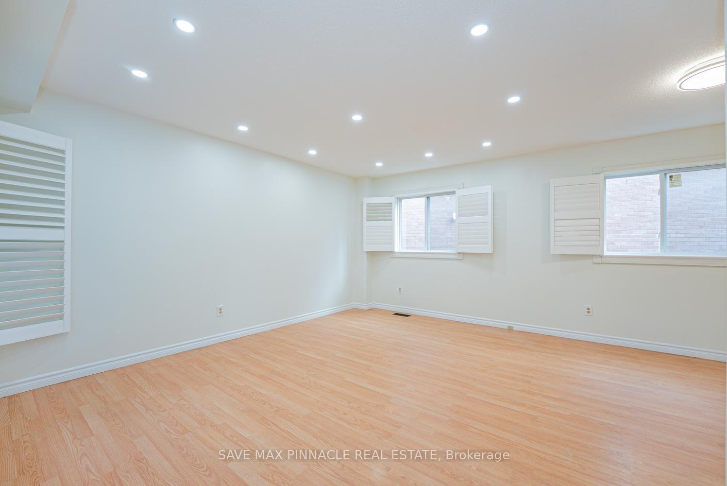 Photo 10 of 3118 Shadetree Drive, Mississauga, Meadowvale — HOMEH
