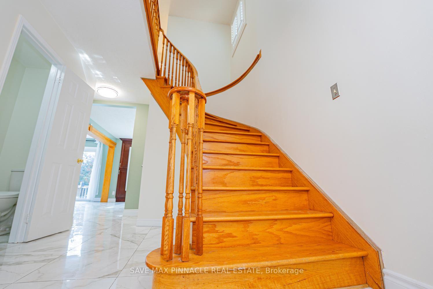 Photo 19 of 3118 Shadetree Drive, Mississauga, Meadowvale — HOMEH