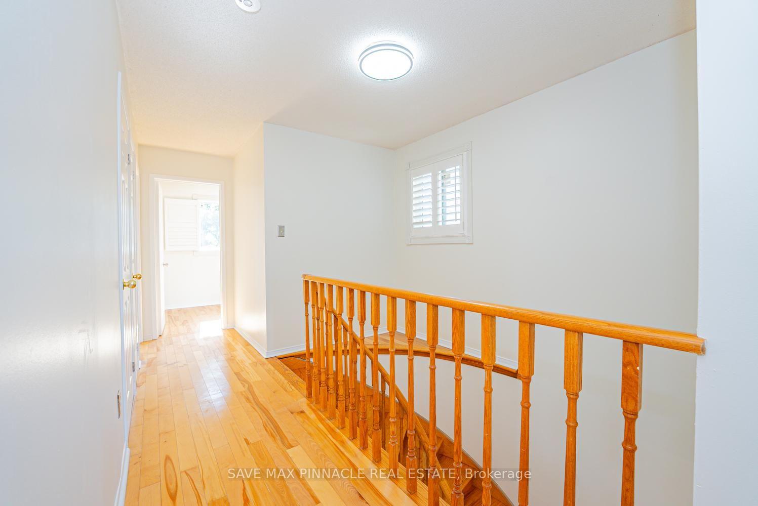 Photo 20 of 3118 Shadetree Drive, Mississauga, Meadowvale — HOMEH