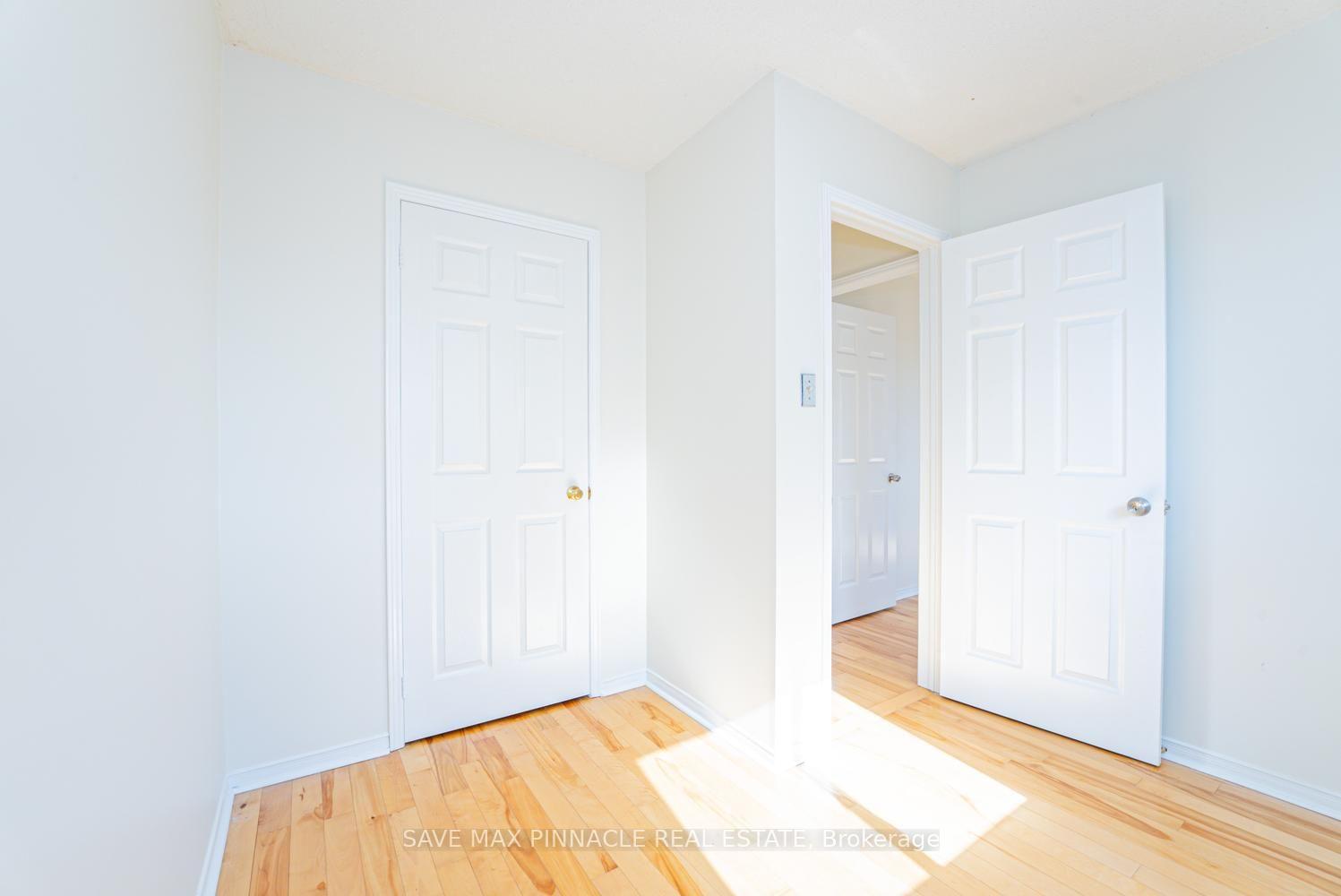 Photo 27 of 3118 Shadetree Drive, Mississauga, Meadowvale — HOMEH