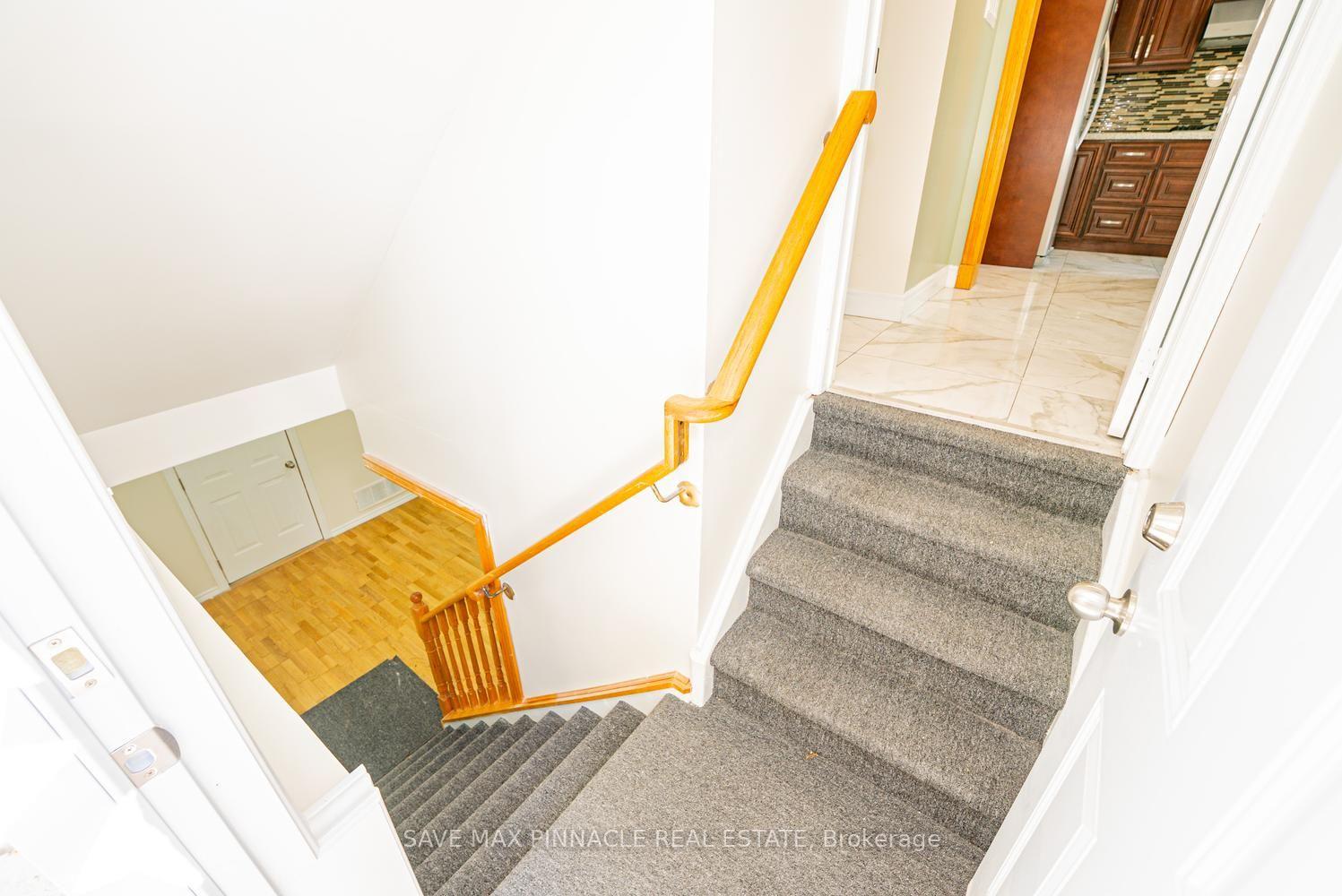 Photo 33 of 3118 Shadetree Drive, Mississauga, Meadowvale — HOMEH