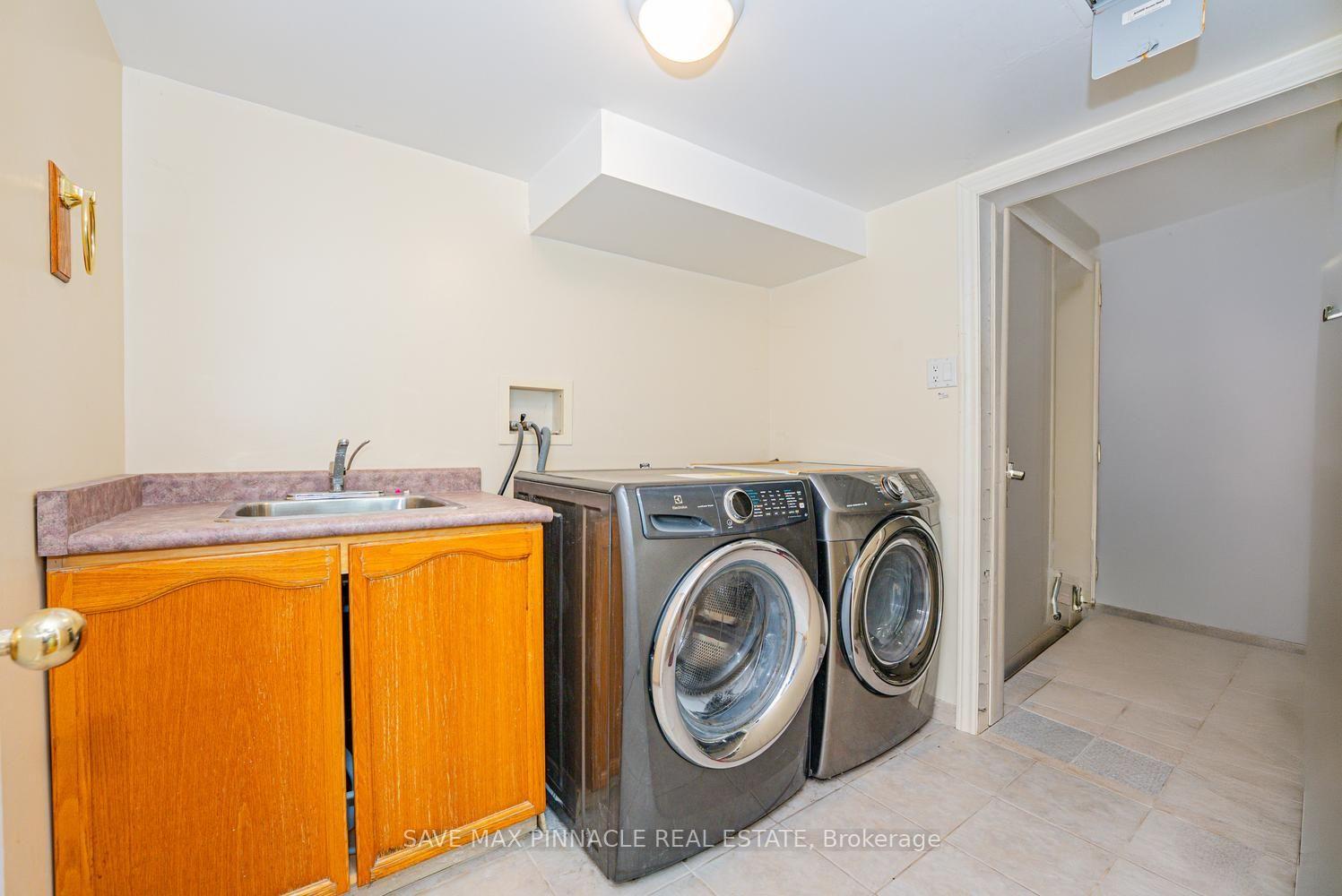 Photo 44 of 3118 Shadetree Drive, Mississauga, Meadowvale — HOMEH