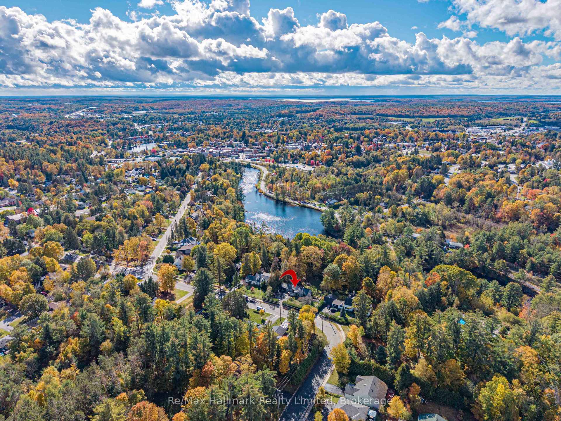 Photo 5 of 140 Woodward Street, Bracebridge — HOMEH