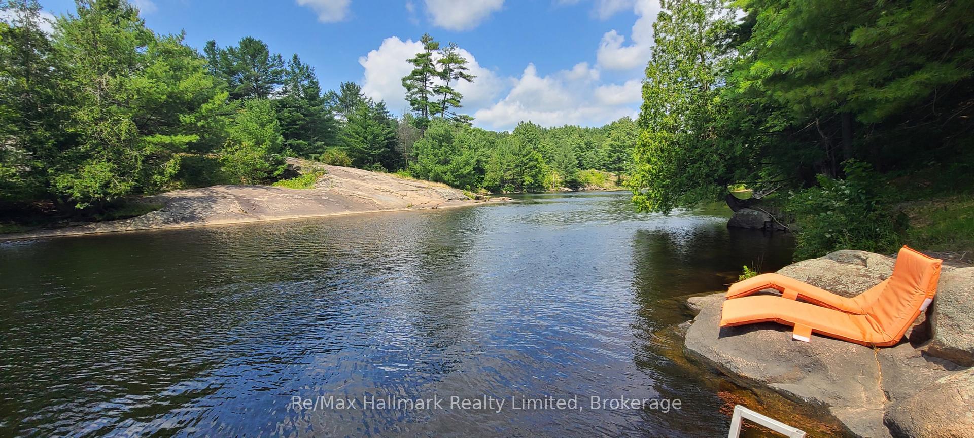 Photo 7 of 140 Woodward Street, Bracebridge — HOMEH