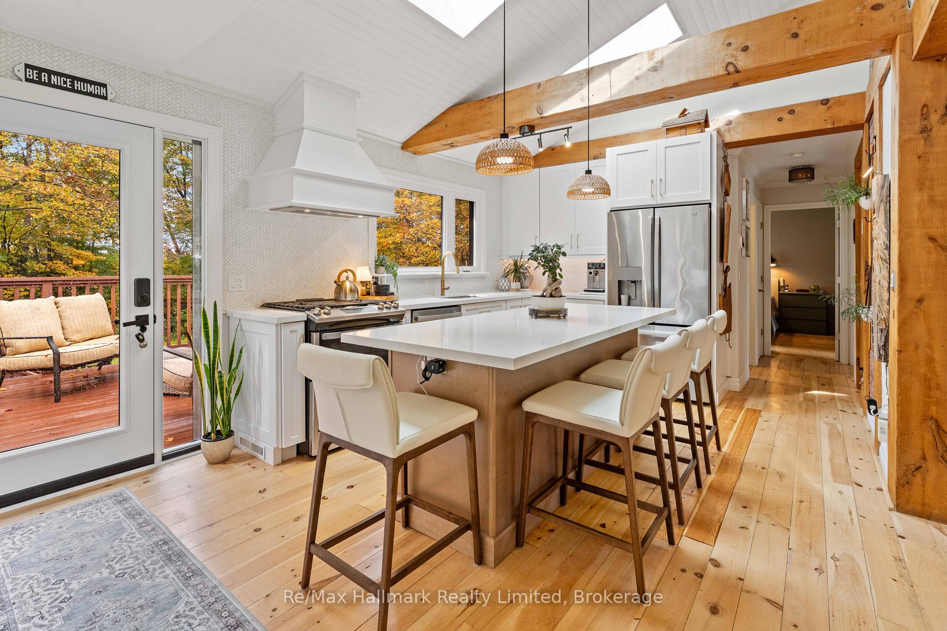 Photo 10 of 140 Woodward Street, Bracebridge — HOMEH