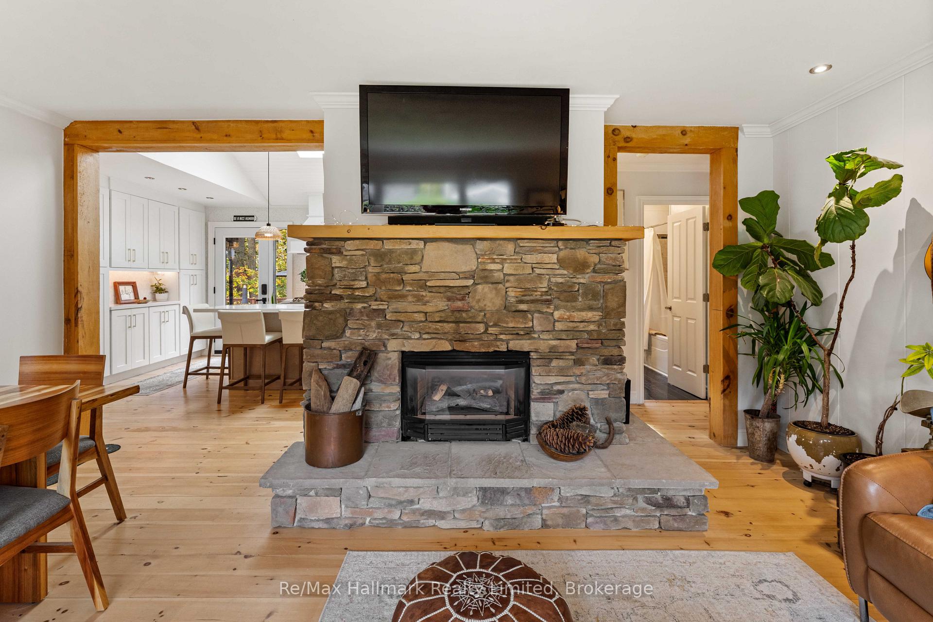 Photo 18 of 140 Woodward Street, Bracebridge — HOMEH