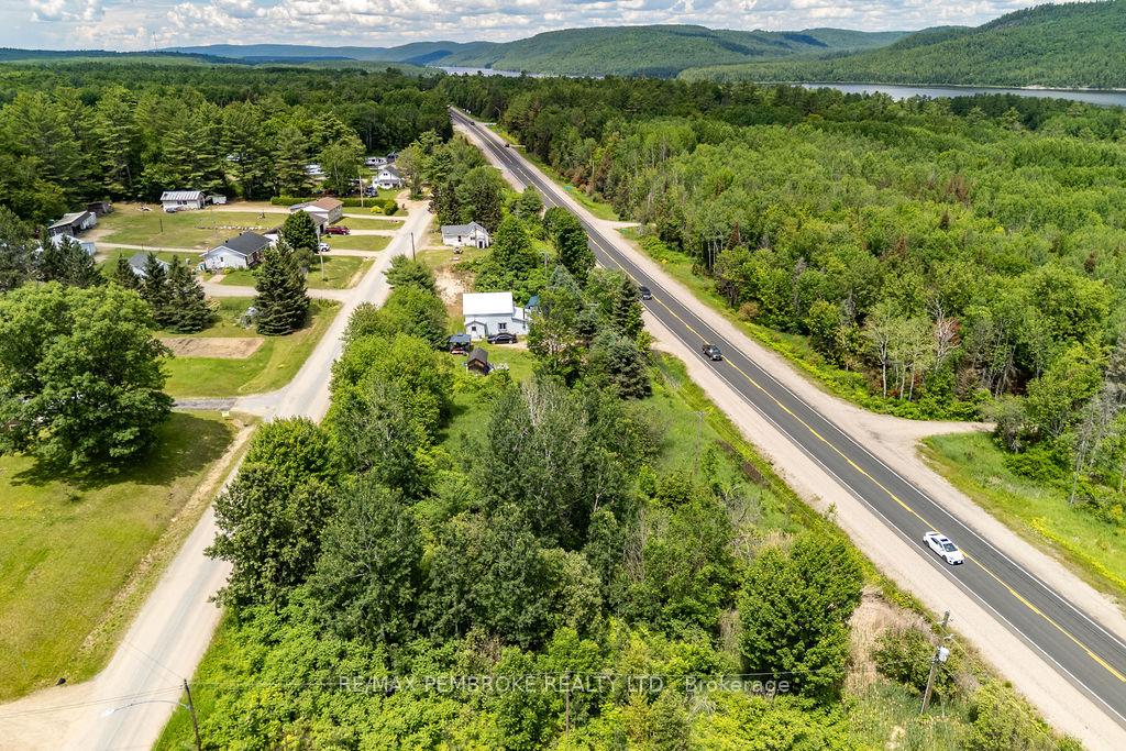 Photo 7 of 00 Lance Road, Laurentian Hills, Laurentian Hills North — HOMEH