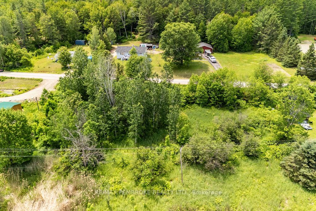 Photo 9 of 00 Lance Road, Laurentian Hills, Laurentian Hills North — HOMEH