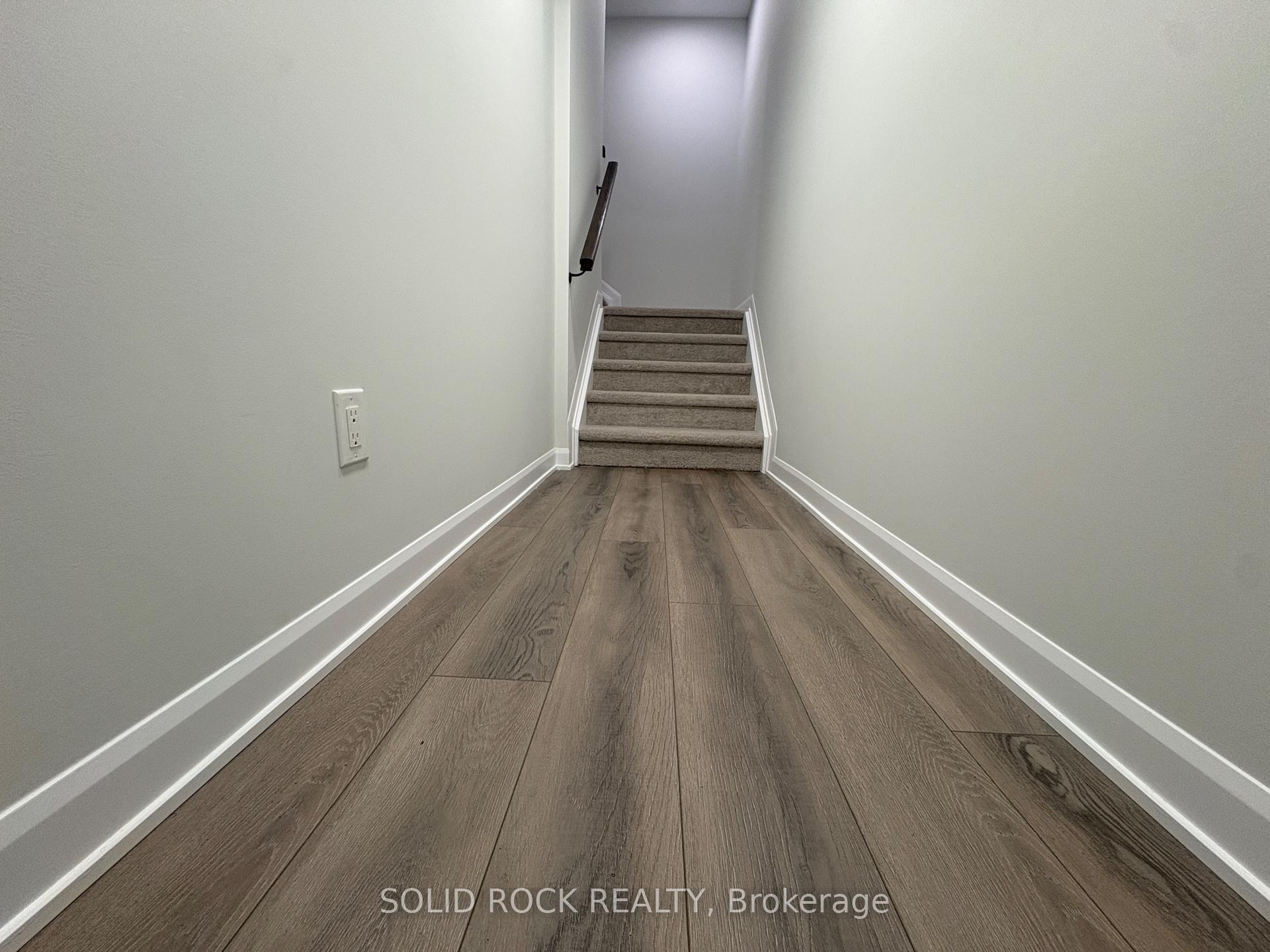 Photo 5 of Unit 18, 1001 Glenroy Gilbert Drive, Ottawa, Barrhaven - Strandherd — HOMEH