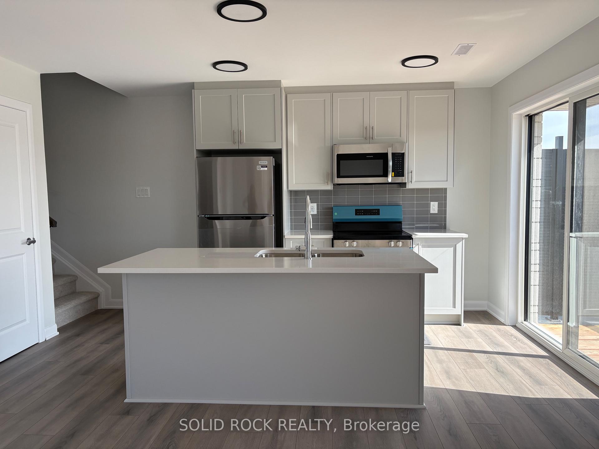 Photo 9 of Unit 18, 1001 Glenroy Gilbert Drive, Ottawa, Barrhaven - Strandherd — HOMEH