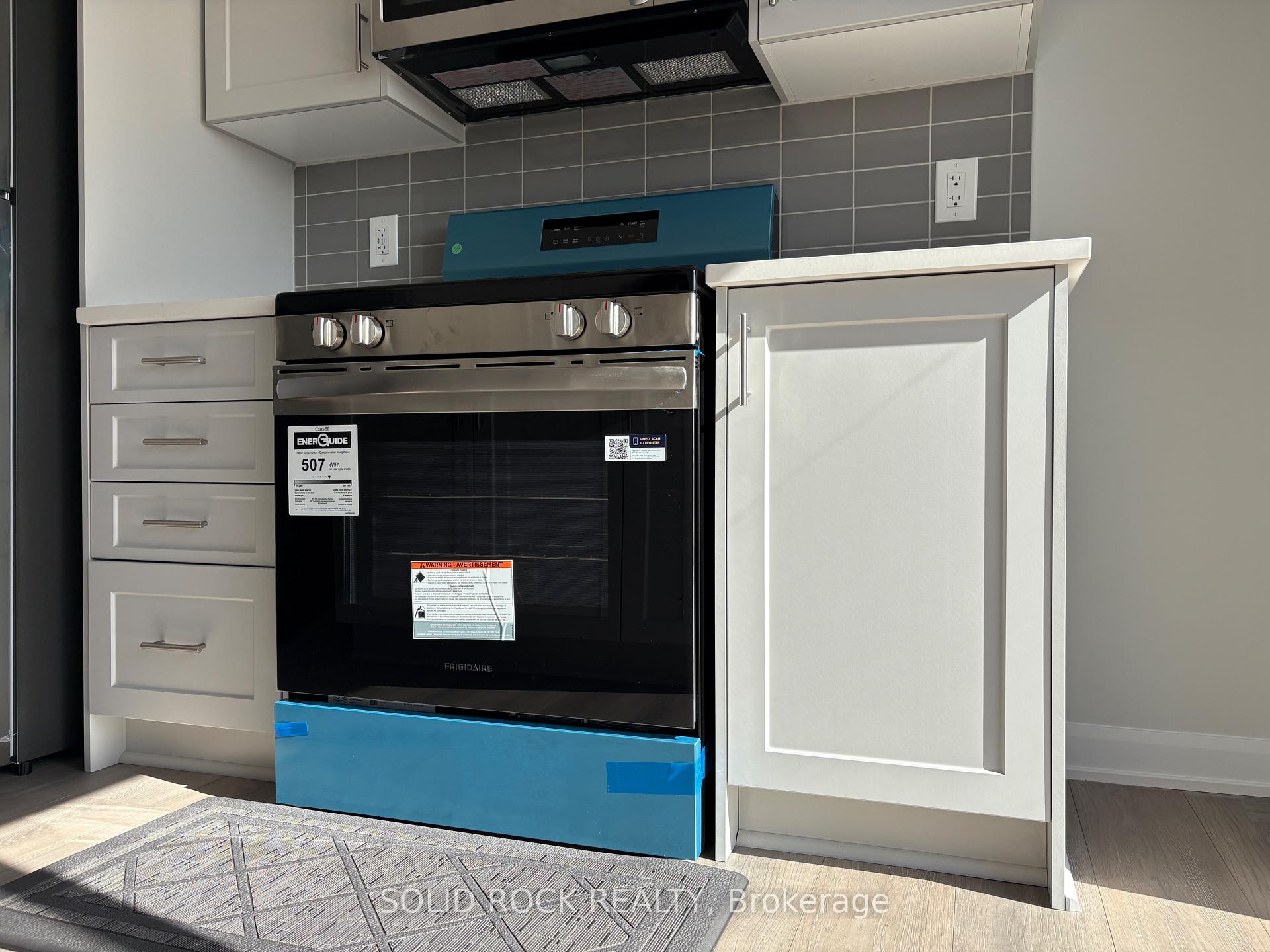 Photo 19 of Unit 18, 1001 Glenroy Gilbert Drive, Ottawa, Barrhaven - Strandherd — HOMEH