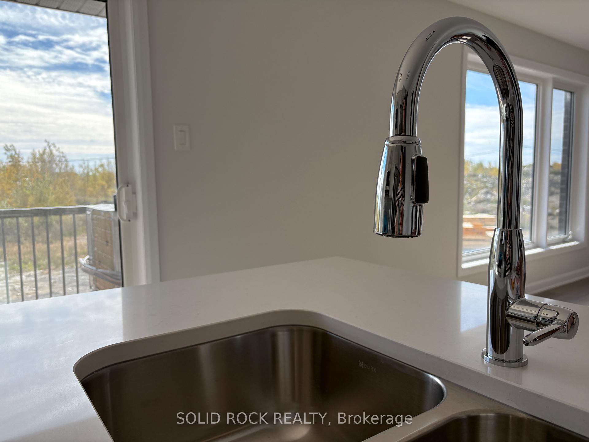 Photo 21 of Unit 18, 1001 Glenroy Gilbert Drive, Ottawa, Barrhaven - Strandherd — HOMEH