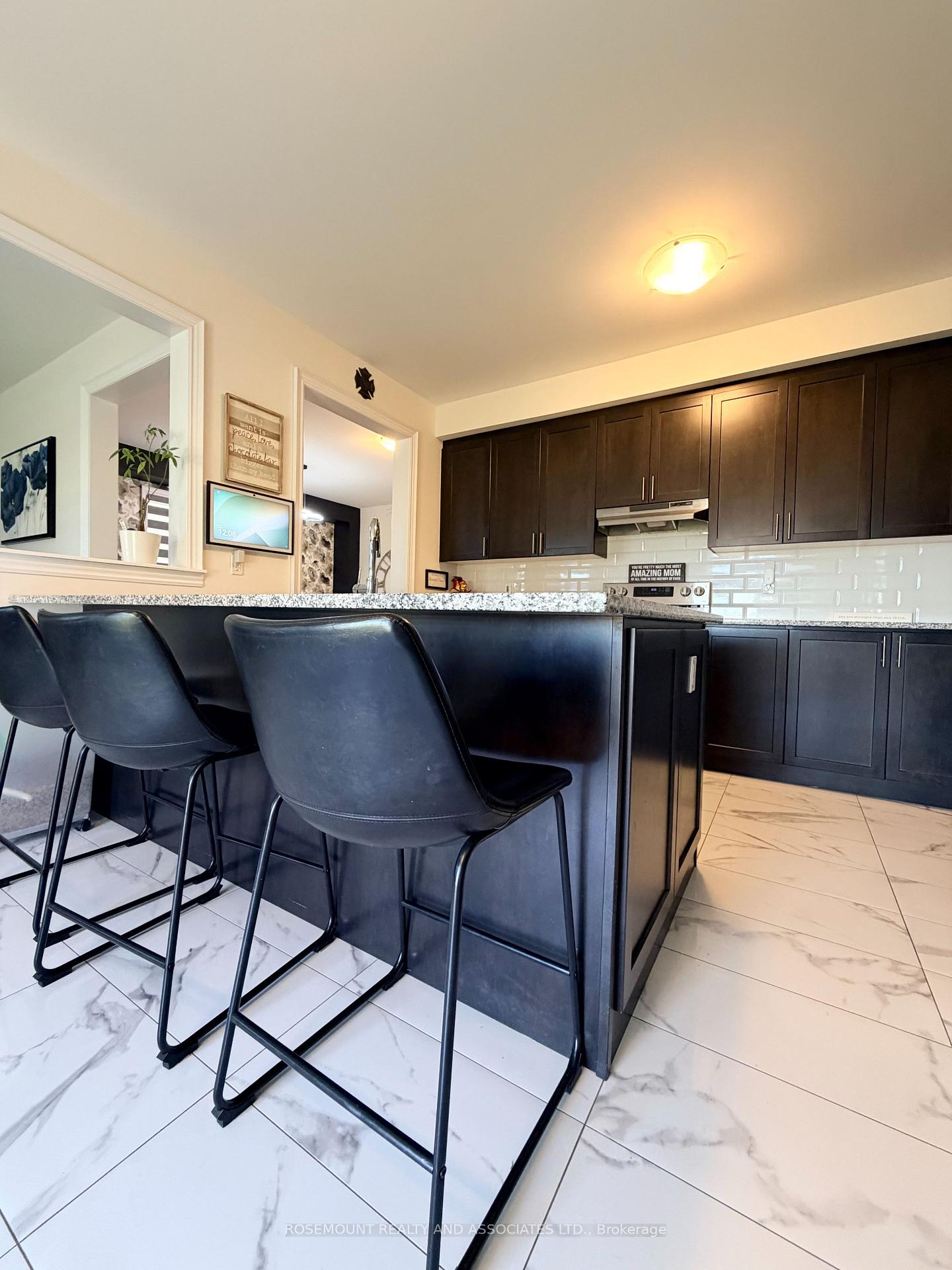 Photo 6 of 94 Wamsley Crescent, Clarington, Newcastle — HOMEH