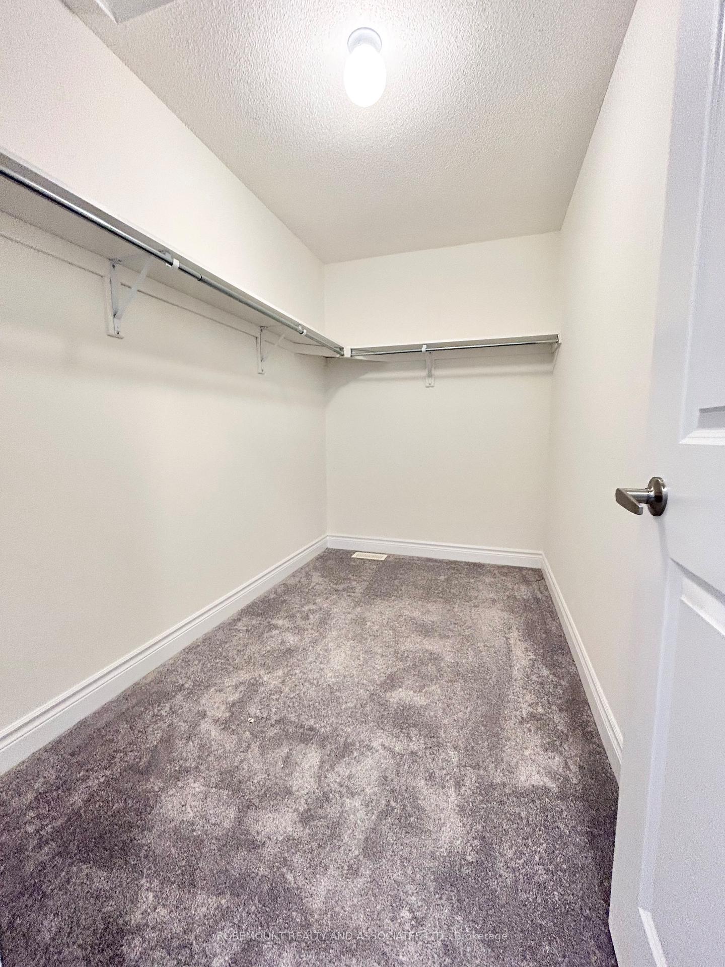 Photo 13 of 94 Wamsley Crescent, Clarington, Newcastle — HOMEH