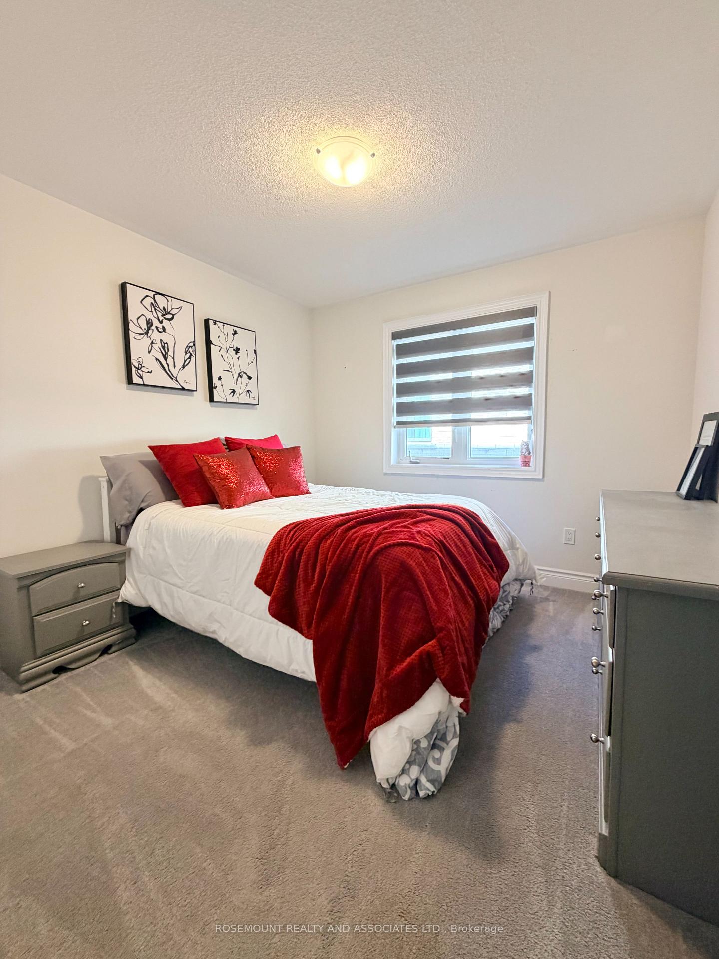 Photo 14 of 94 Wamsley Crescent, Clarington, Newcastle — HOMEH