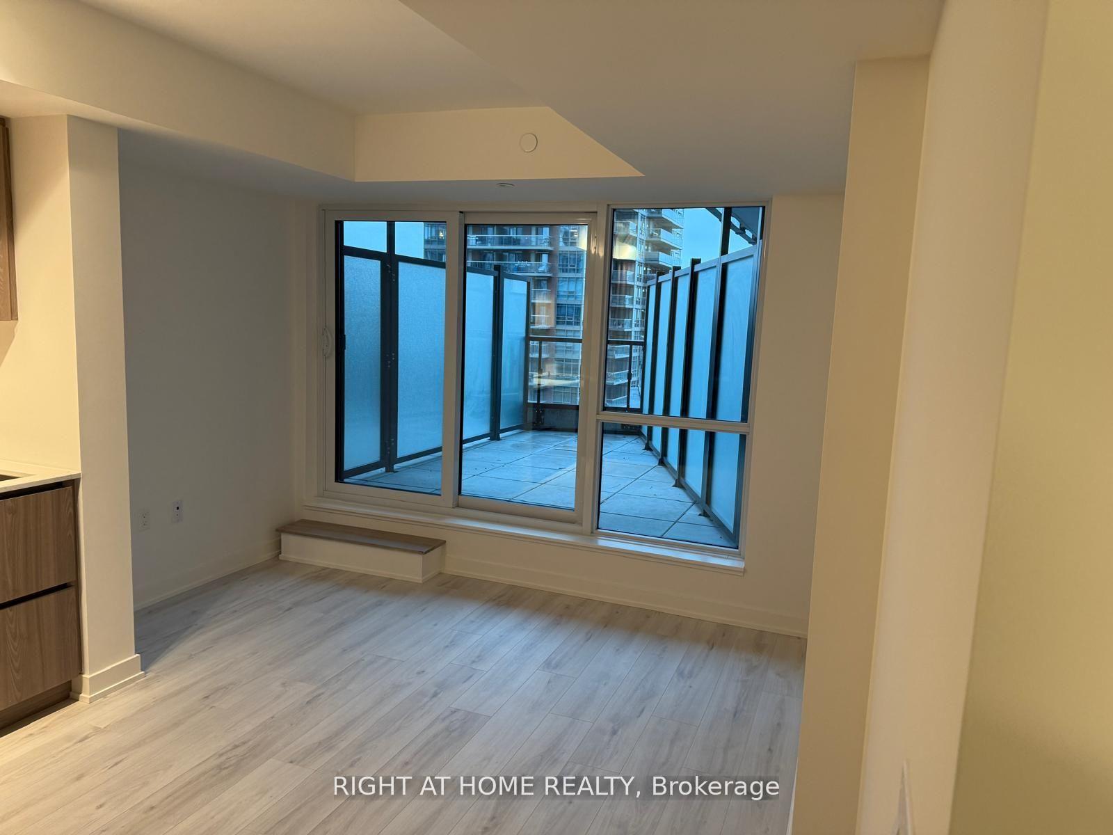Photo 11 of Unit 513, 110 Broadway Avenue, Toronto, Mount Pleasant West — HOMEH
