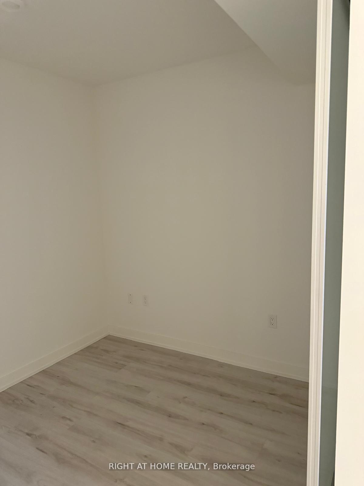 Photo 15 of Unit 513, 110 Broadway Avenue, Toronto, Mount Pleasant West — HOMEH