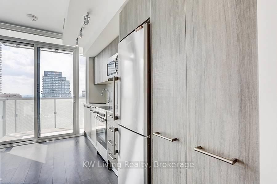 Photo 6 of Unit 3310, 28 Wellesley Street E, Toronto, Church-Yonge Corridor — HOMEH