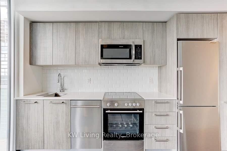 Photo 8 of Unit 3310, 28 Wellesley Street E, Toronto, Church-Yonge Corridor — HOMEH
