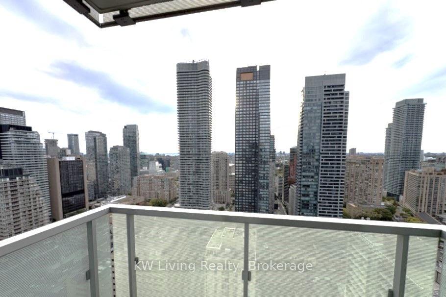 Photo 17 of Unit 3310, 28 Wellesley Street E, Toronto, Church-Yonge Corridor — HOMEH