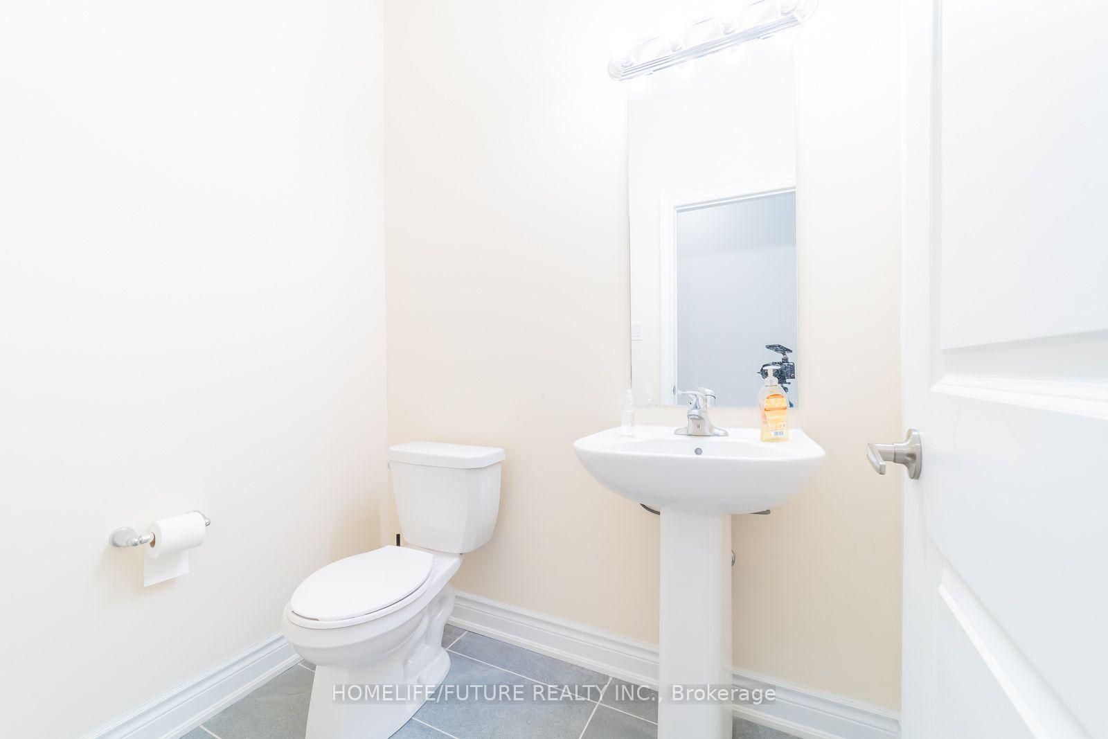 Photo 9 of 56 Ryler Way, Markham, Cedarwood — HOMEH