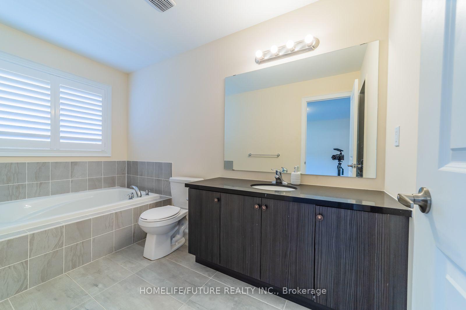 Photo 24 of 56 Ryler Way, Markham, Cedarwood — HOMEH
