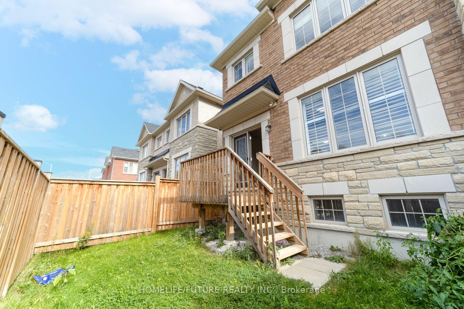 Photo 44 of 56 Ryler Way, Markham, Cedarwood — HOMEH