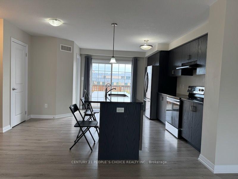 Photo 5 of 92 Monarch Woods Drive, Kitchener, KW Hospital — HOMEH
