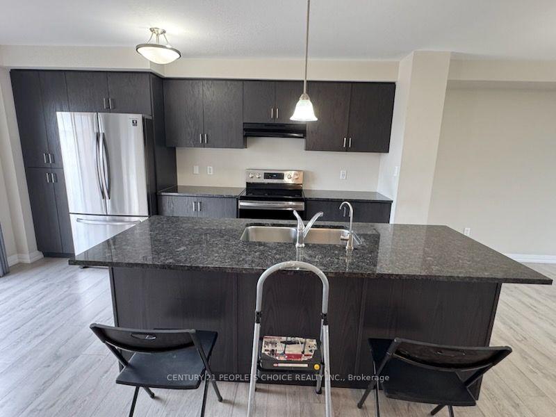 Photo 7 of 92 Monarch Woods Drive, Kitchener, KW Hospital — HOMEH
