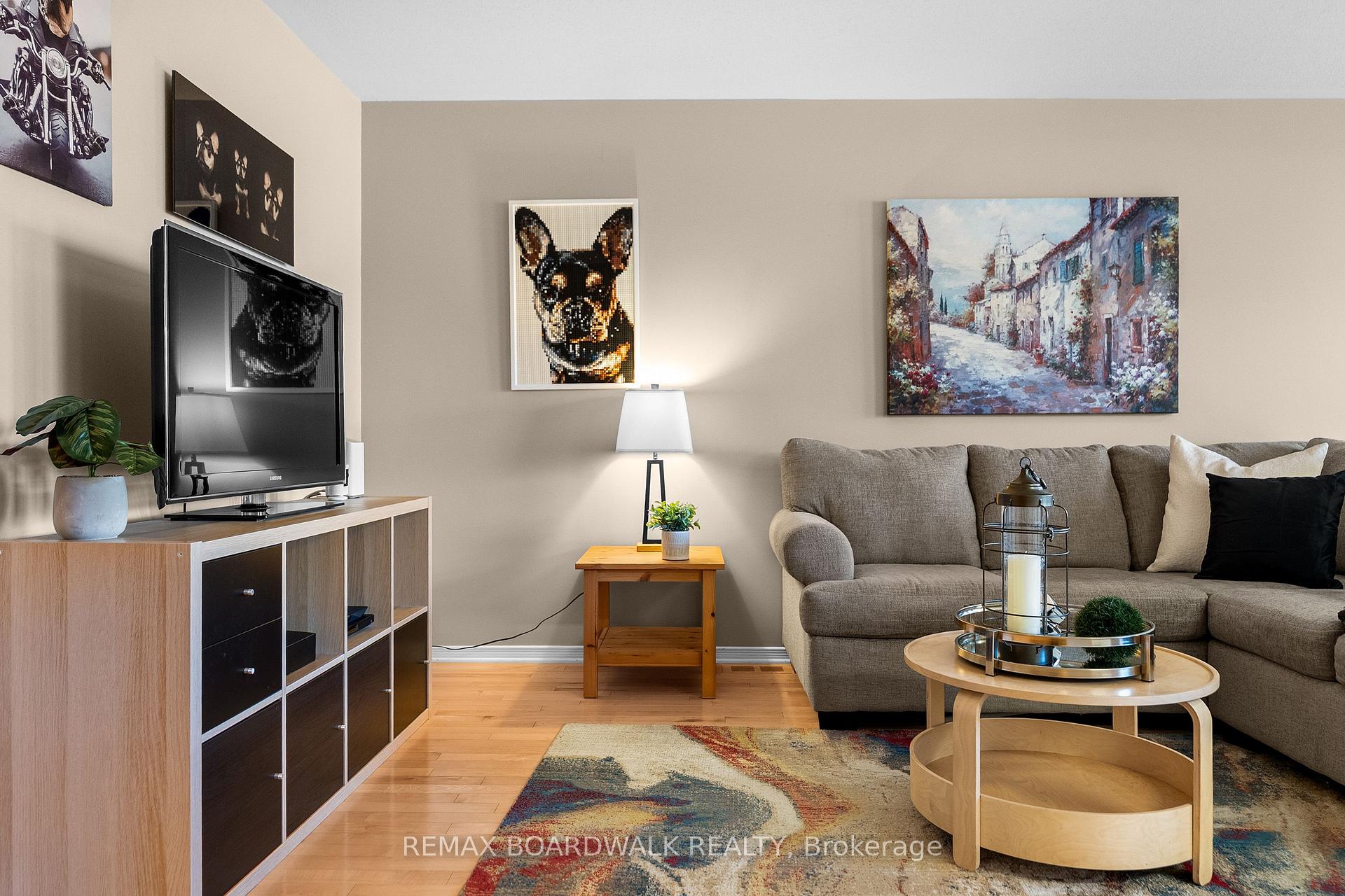 Photo 10 of 302 Statewood Drive, Ottawa, Kanata - Morgan's Grant/South March — HOMEH