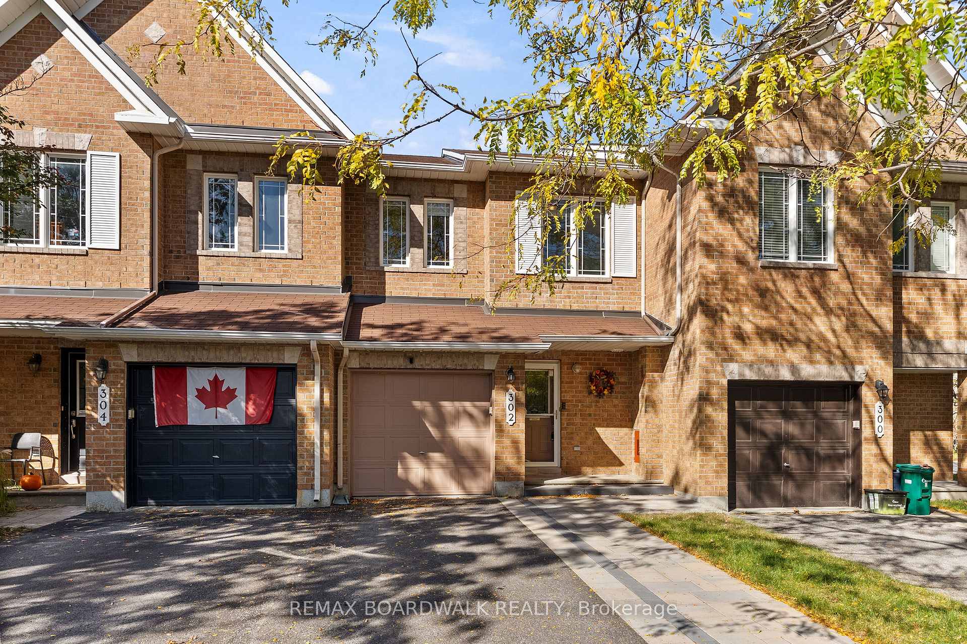 Photo 33 of 302 Statewood Drive, Ottawa, Kanata - Morgan's Grant/South March — HOMEH