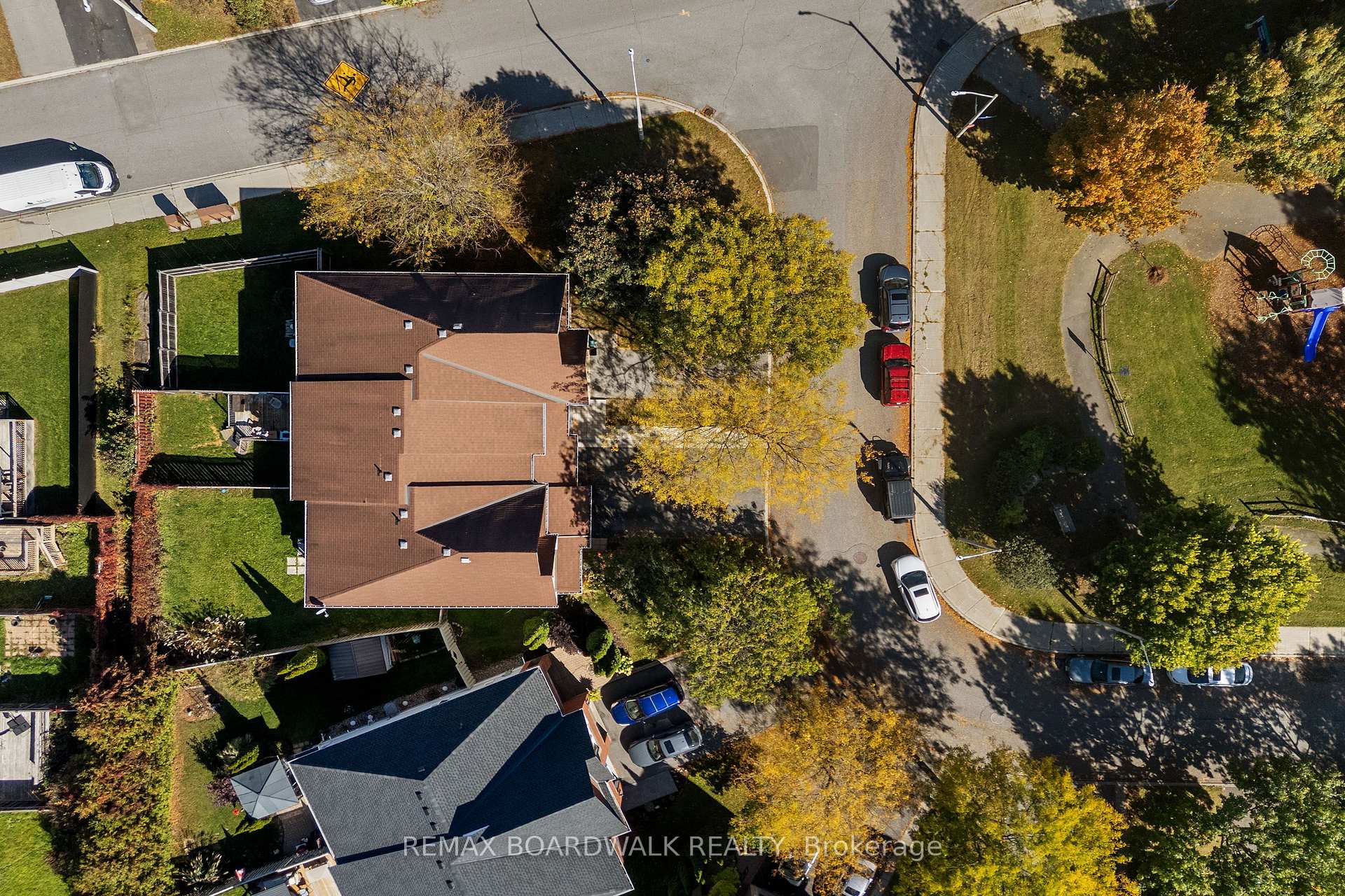 Photo 38 of 302 Statewood Drive, Ottawa, Kanata - Morgan's Grant/South March — HOMEH