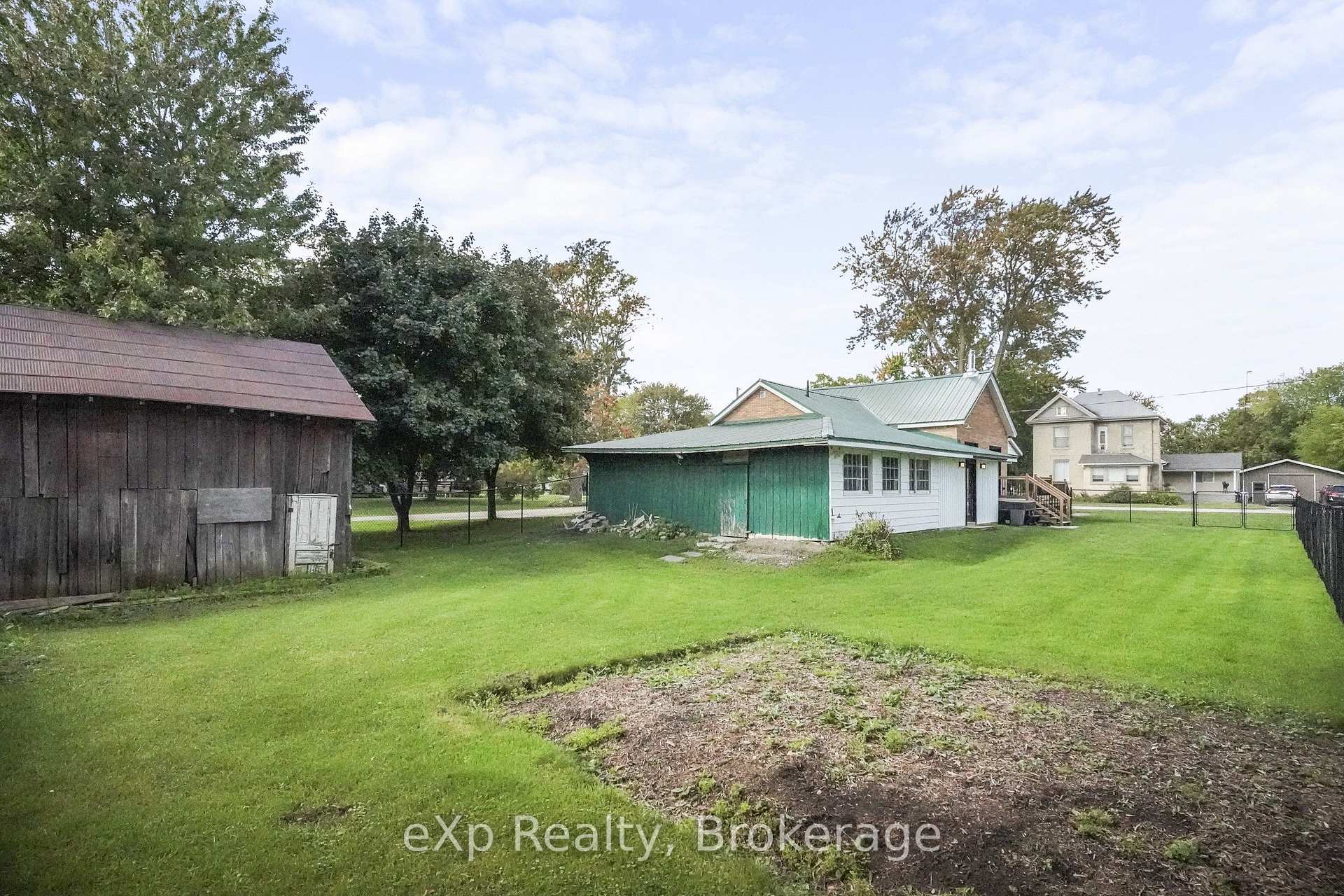 Photo 33 of 125 Portland Street, South Huron, Stephen — HOMEH