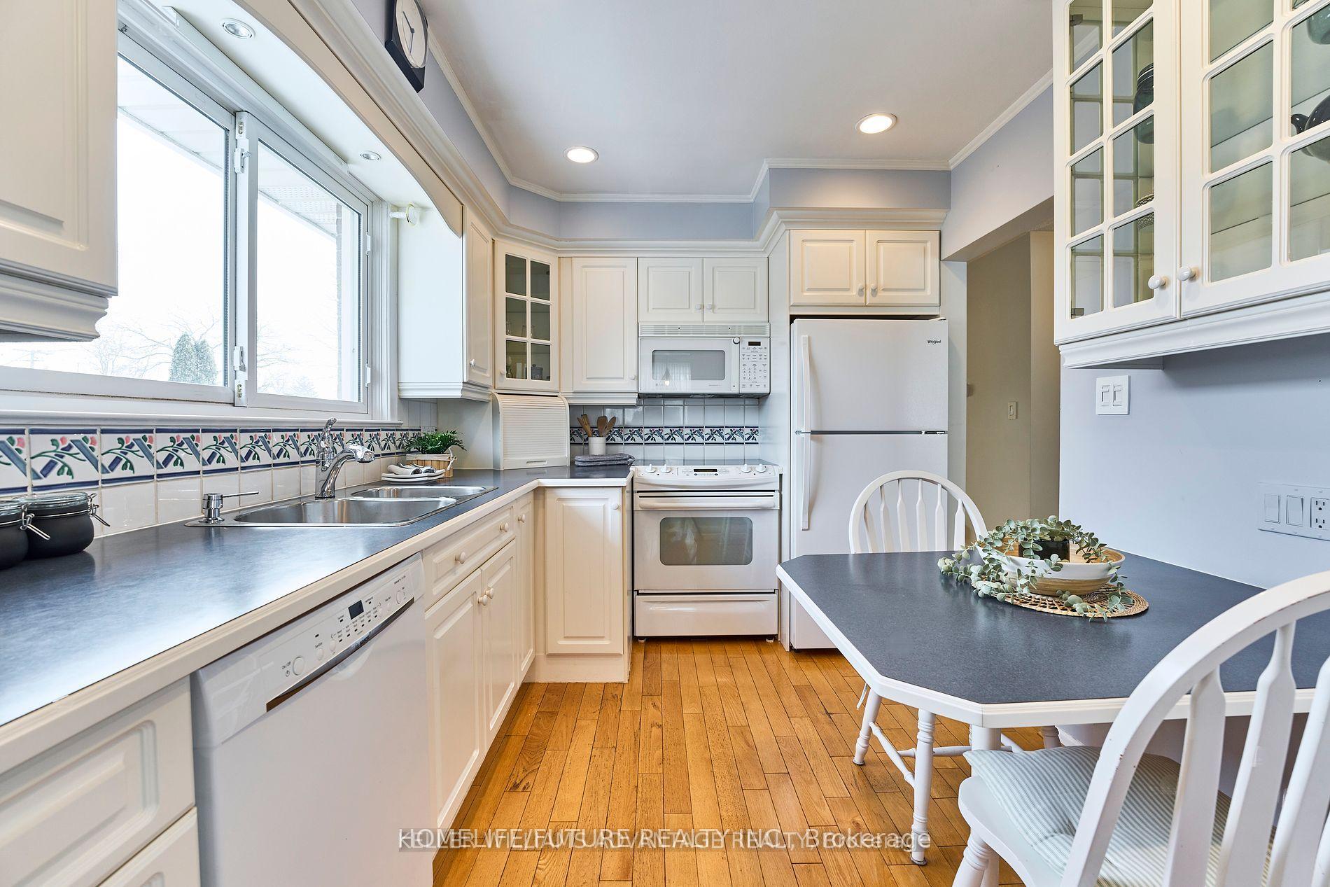 Photo 10 of Unit Main, 417 Painted Post Drive, Scarborough, Woburn — HOMEH