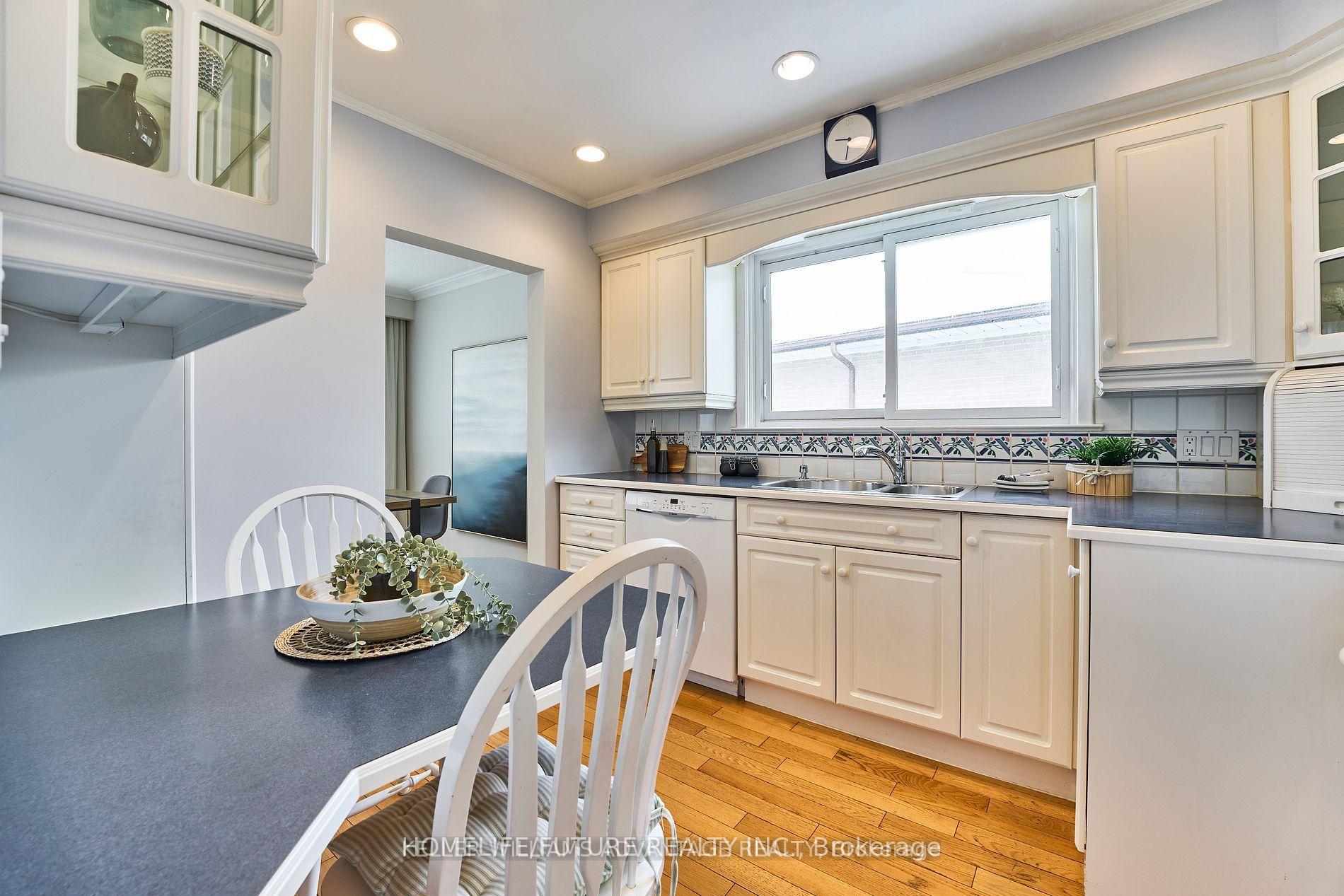 Photo 13 of Unit Main, 417 Painted Post Drive, Scarborough, Woburn — HOMEH