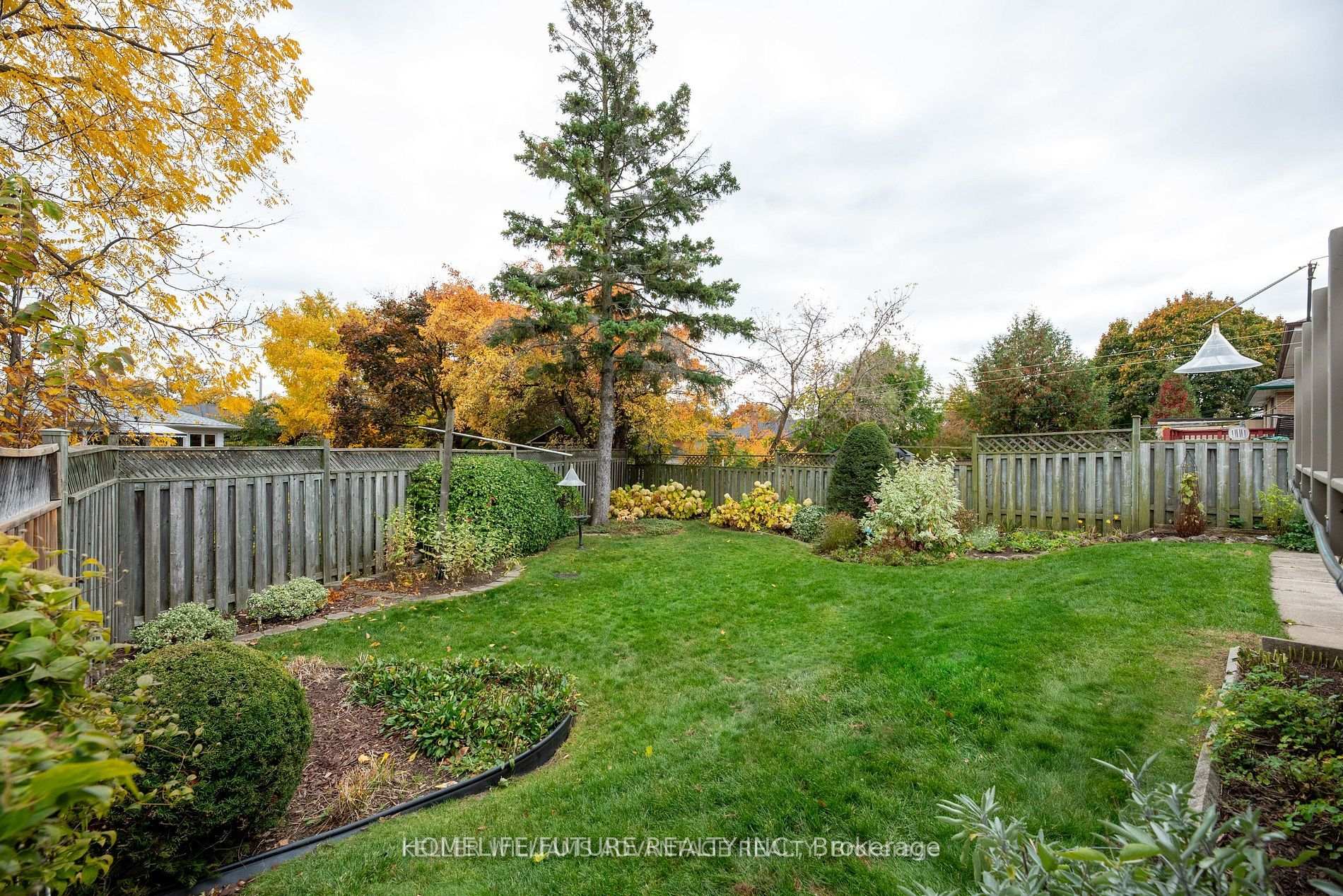 Photo 26 of Unit Main, 417 Painted Post Drive, Scarborough, Woburn — HOMEH
