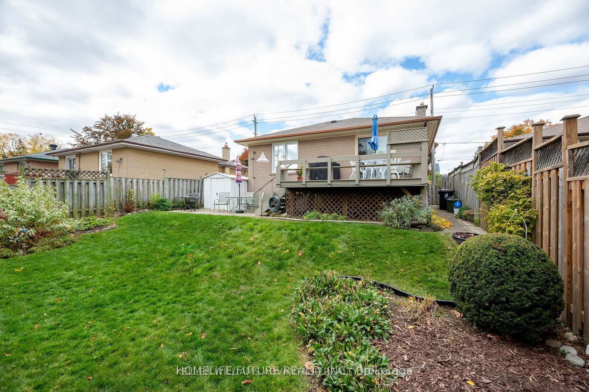Photo 27 of Unit Main, 417 Painted Post Drive, Scarborough, Woburn — HOMEH