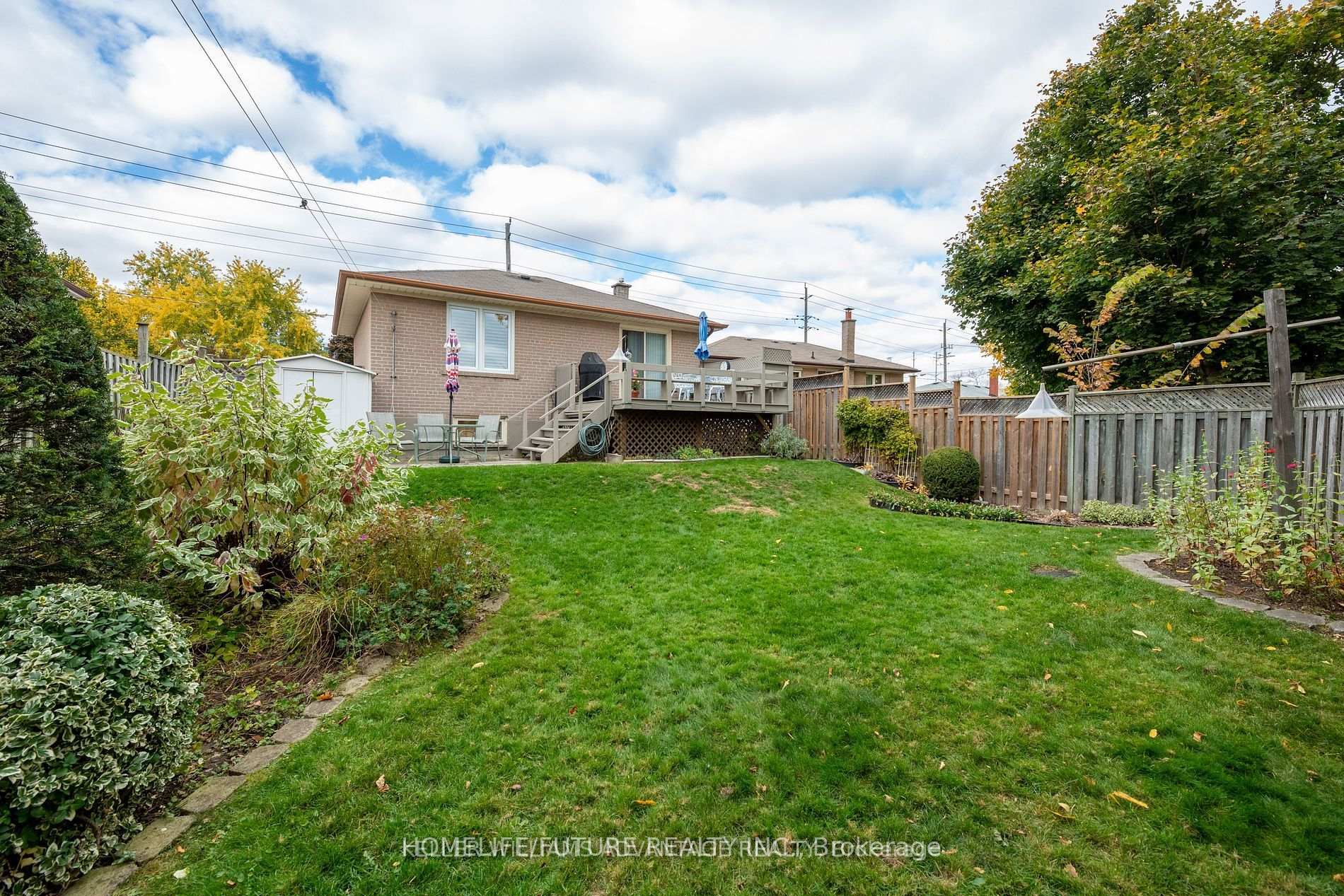 Photo 28 of Unit Main, 417 Painted Post Drive, Scarborough, Woburn — HOMEH