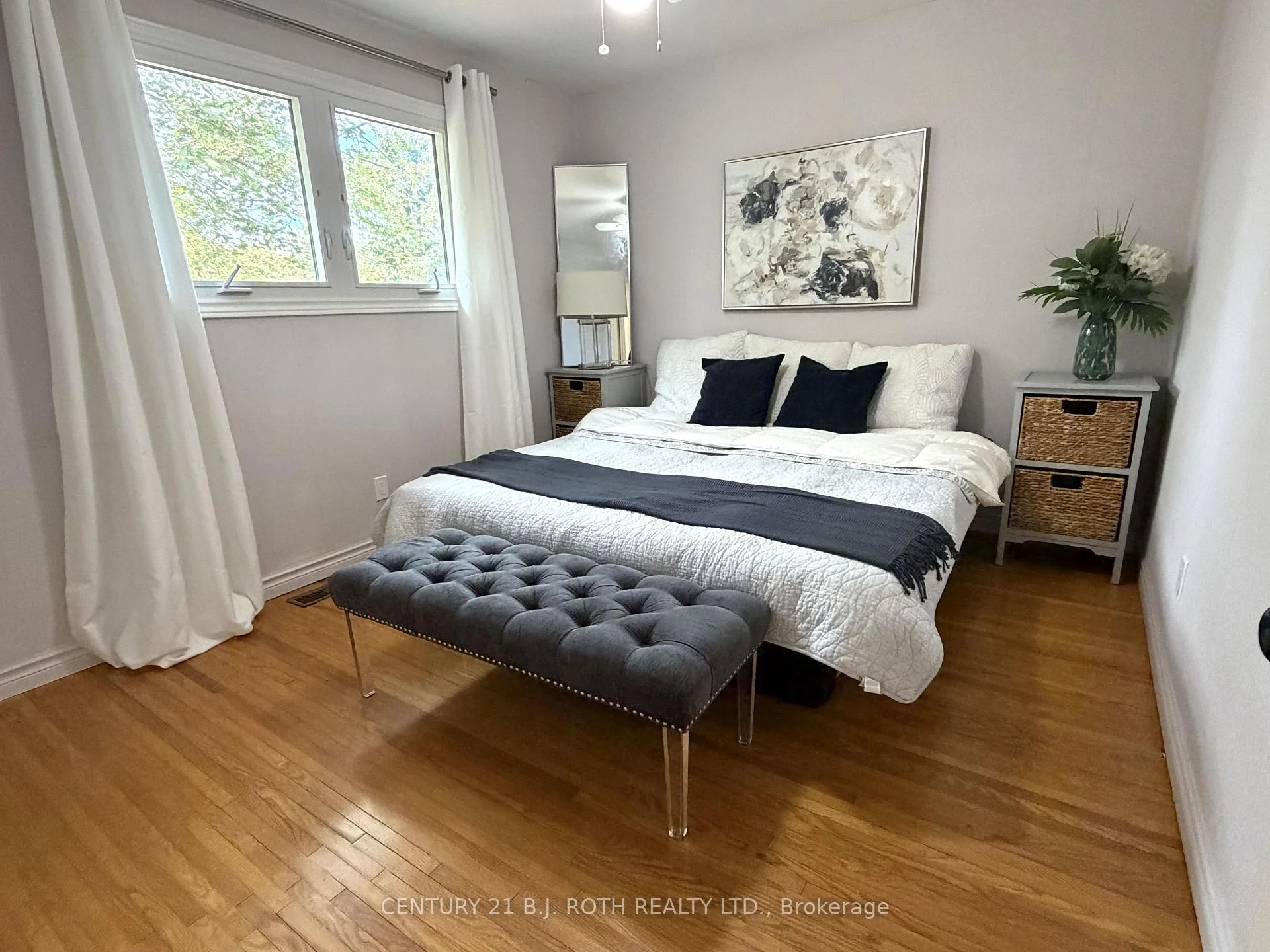 Photo 40 of 72 Allan Street, Scugog, Port Perry — HOMEH
