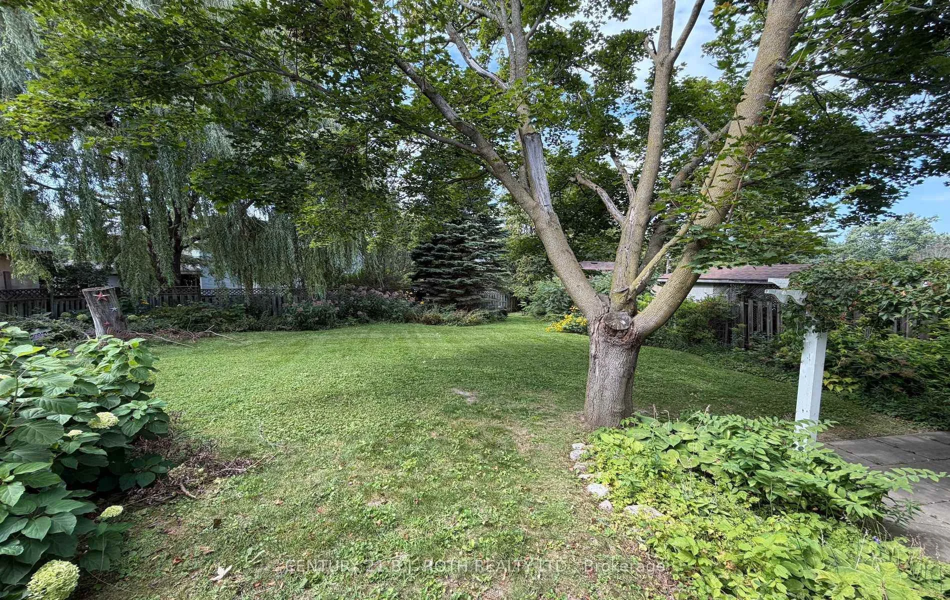 Photo 42 of 72 Allan Street, Scugog, Port Perry — HOMEH