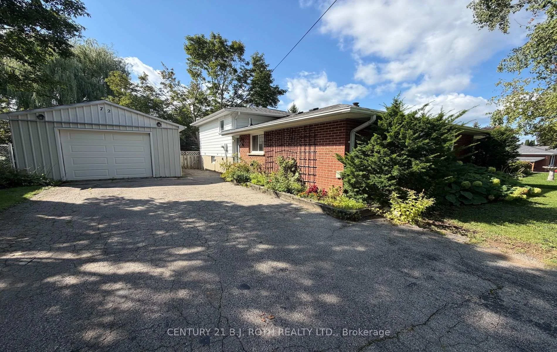 Photo 52 of 72 Allan Street, Scugog, Port Perry — HOMEH