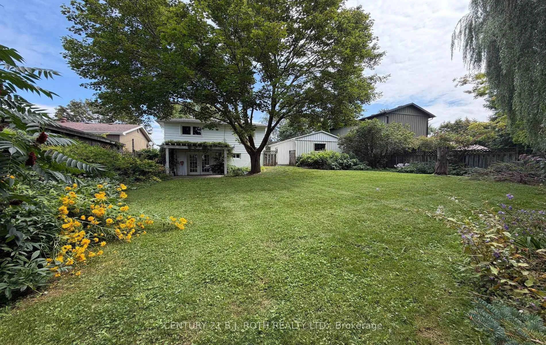 Photo 74 of 72 Allan Street, Scugog, Port Perry — HOMEH