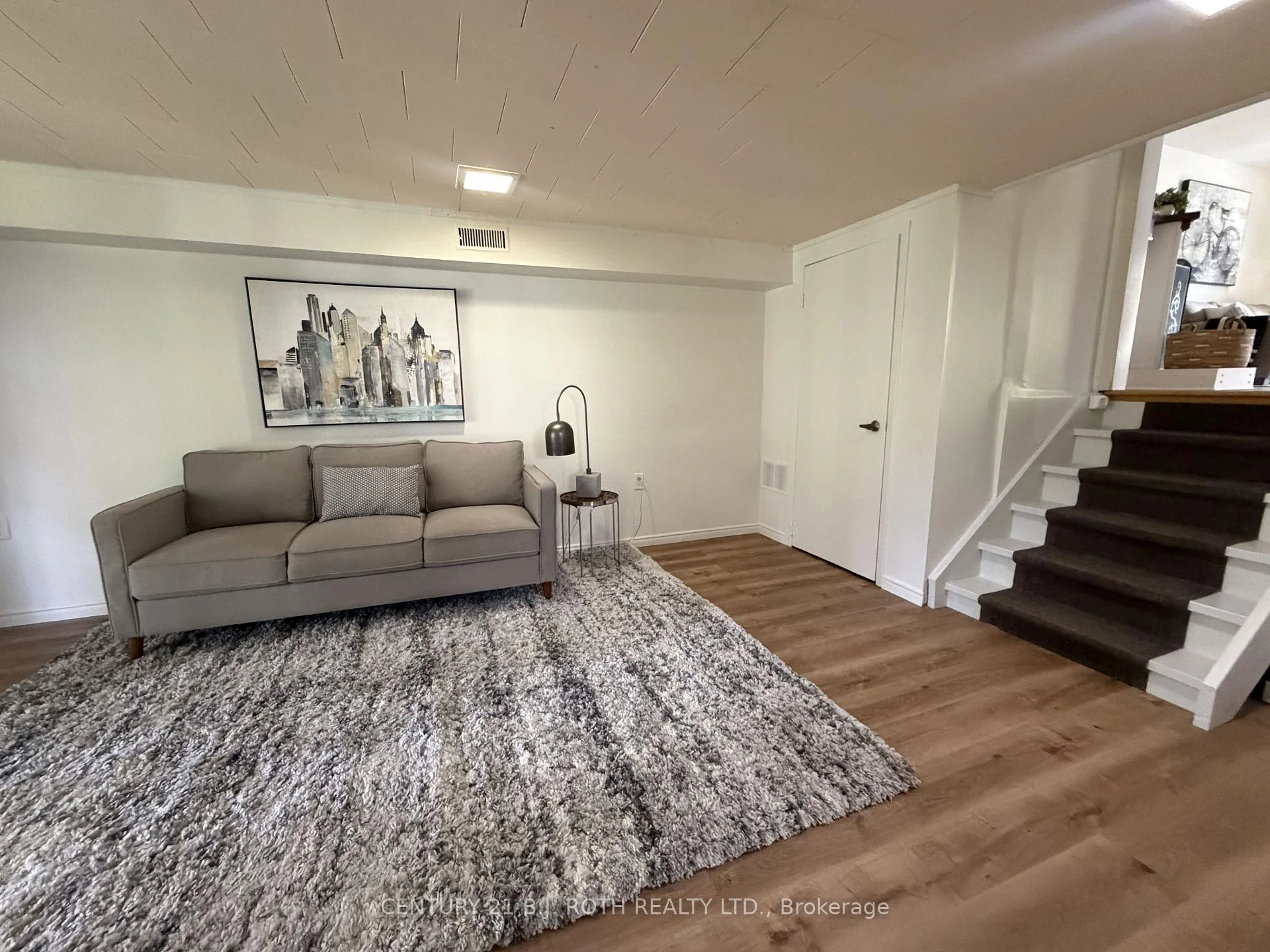 Photo 76 of 72 Allan Street, Scugog, Port Perry — HOMEH