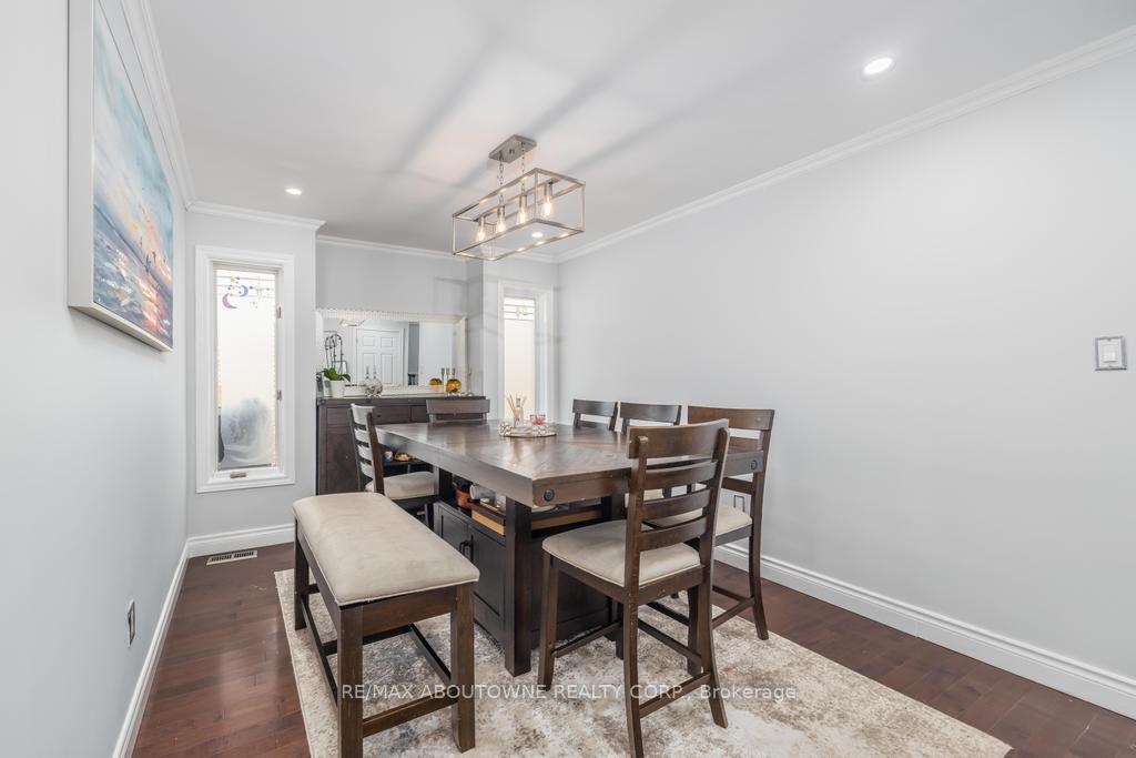 Photo 24 of 14 Sable Drive, Hamilton, Ancaster — HOMEH