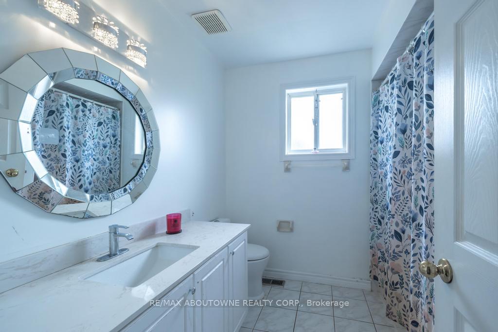 Photo 39 of 14 Sable Drive, Hamilton, Ancaster — HOMEH