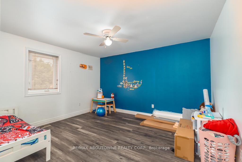 Photo 40 of 14 Sable Drive, Hamilton, Ancaster — HOMEH