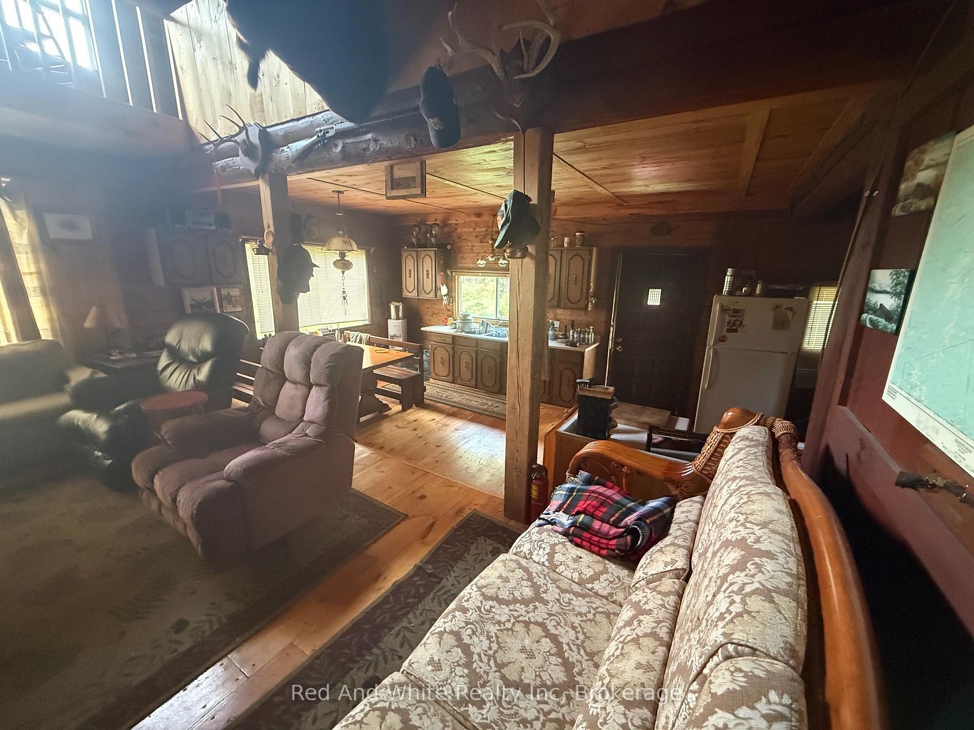Photo 9 of 1665 Nelson Lake Road, Magnetawan, Spence — HOMEH
